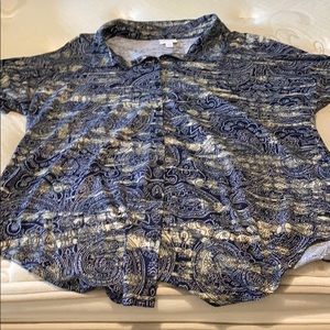 Large Lularoe Charlie button down